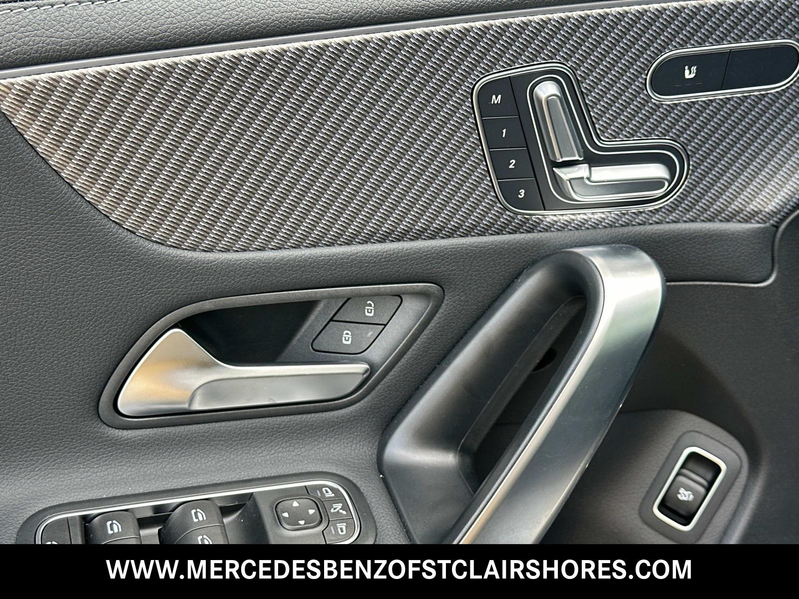 2025 Mercedes Benz CLA 250 4MATIC photo 18