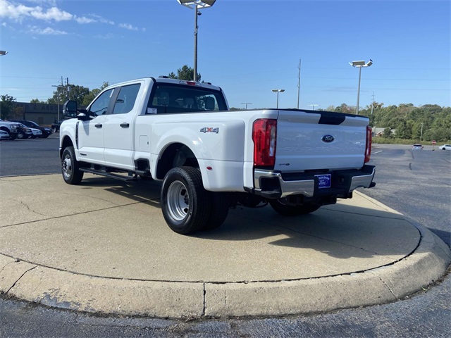 2026 Ford F-350 photo 4