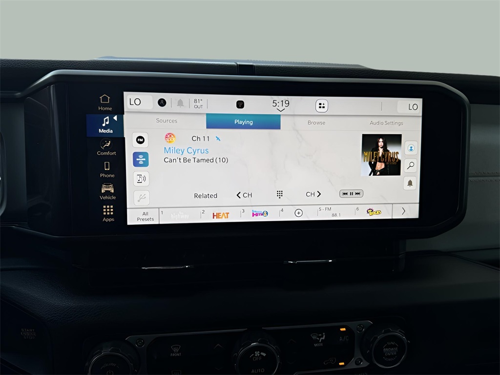 2024 Jeep Wrangler Willys 4xe photo 12