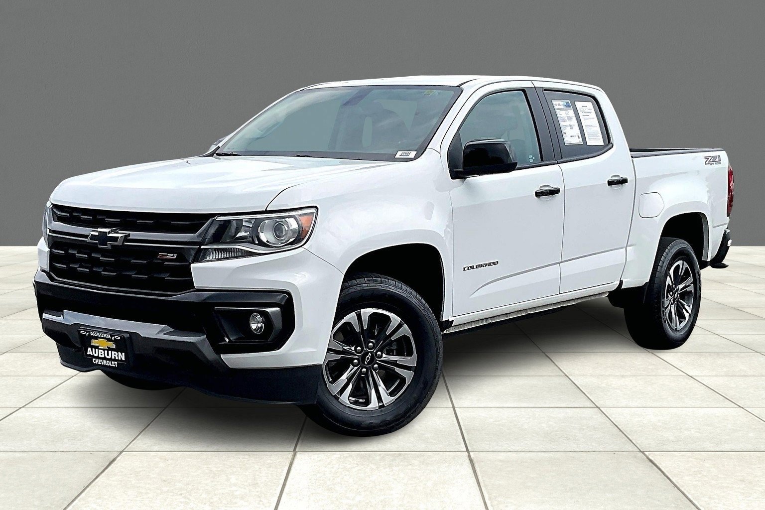 2022 Chevrolet Colorado Z71 photo 2