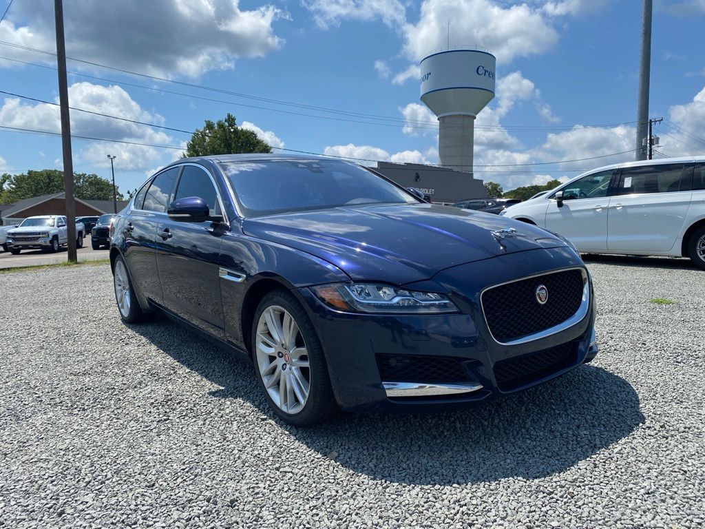 2018 Jaguar XF Prestige