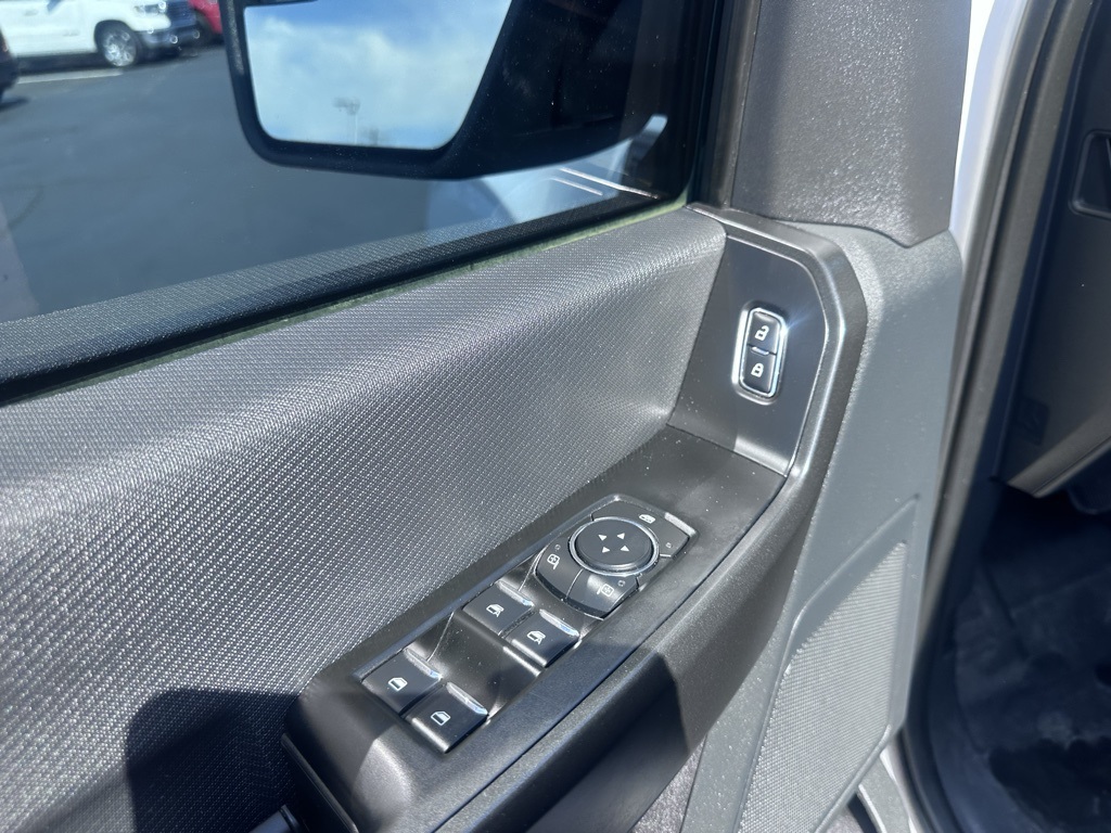 2023 Ford F-150 XL photo 4