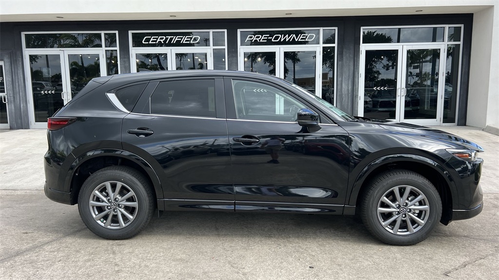 2025 Mazda CX-5 2.5 Select photo 4