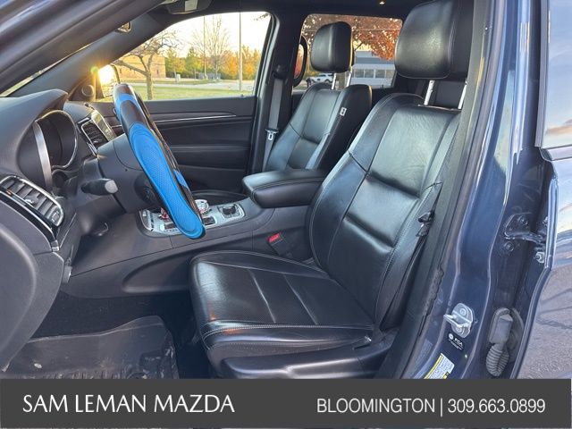 2021 Jeep Grand Cherokee Anniversary Edition photo 3