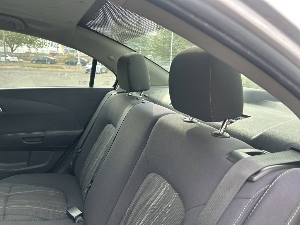 2014 Chevrolet Sonic LT photo 15
