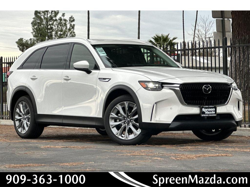2026 Mazda CX-90 Preferred Package's photo
