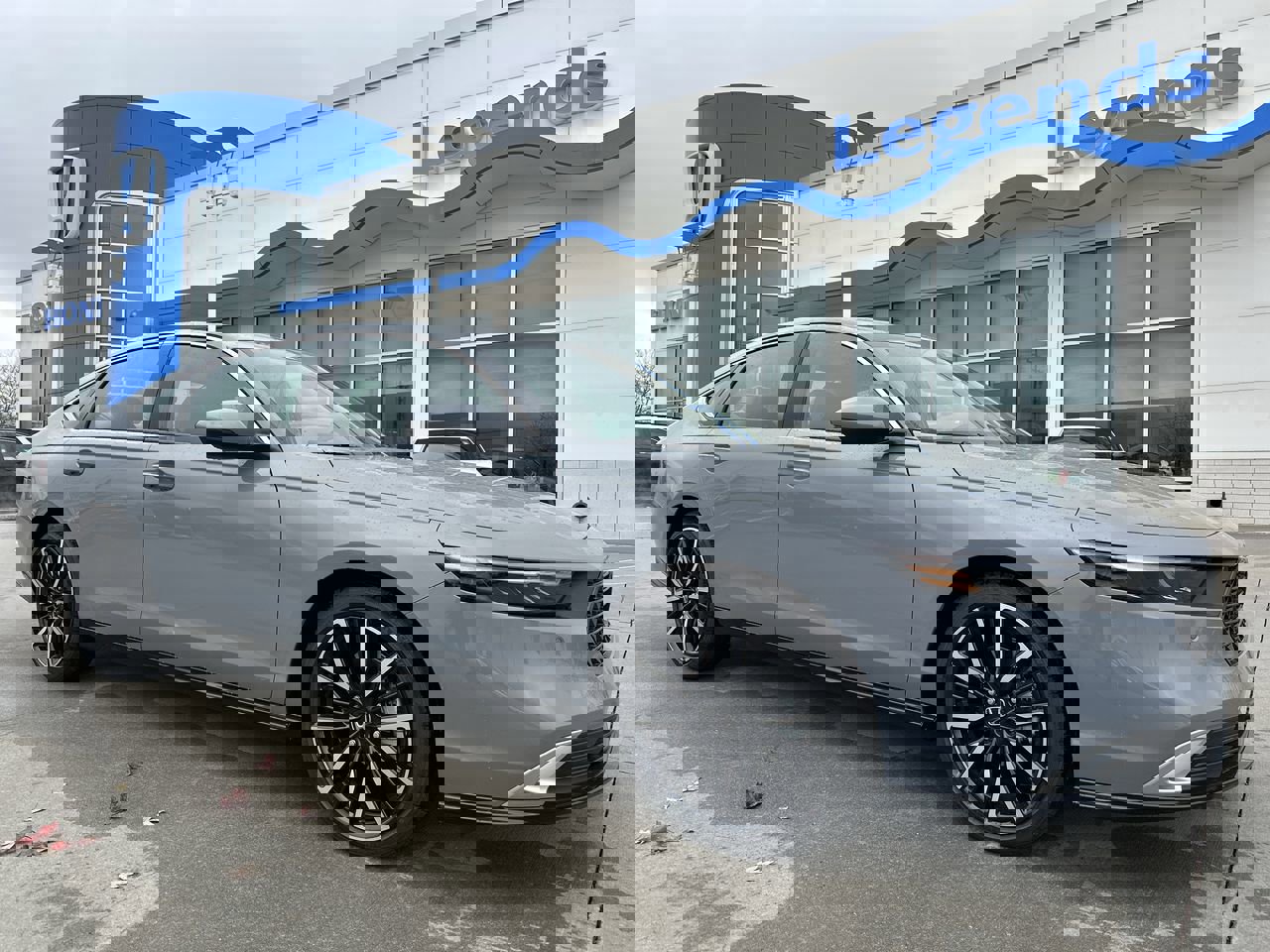 2025 Honda Accord Hybrid Touring's photo