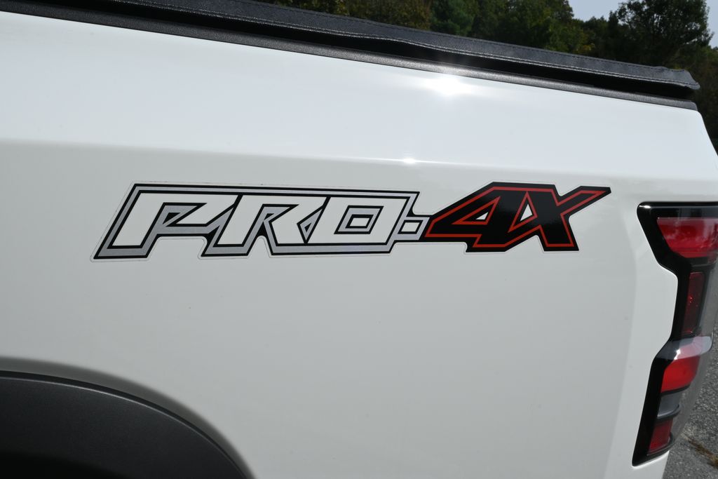 2023 Nissan Frontier PRO-4X photo 33