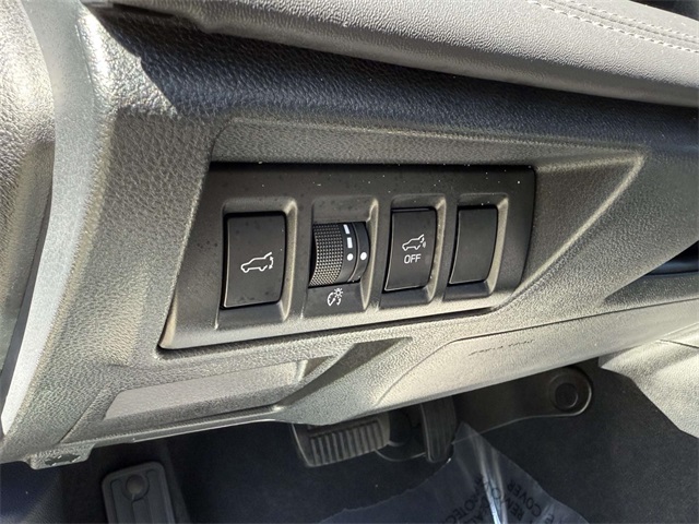 2025 Subaru Outback Touring XT photo 27