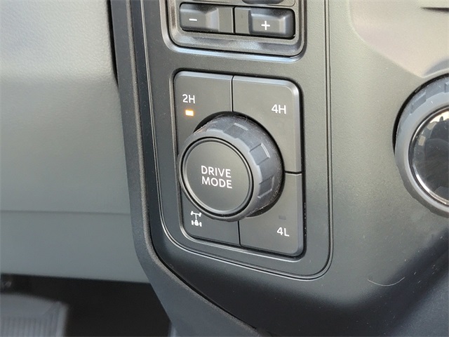 2024 Ford F-350 XLT photo 21