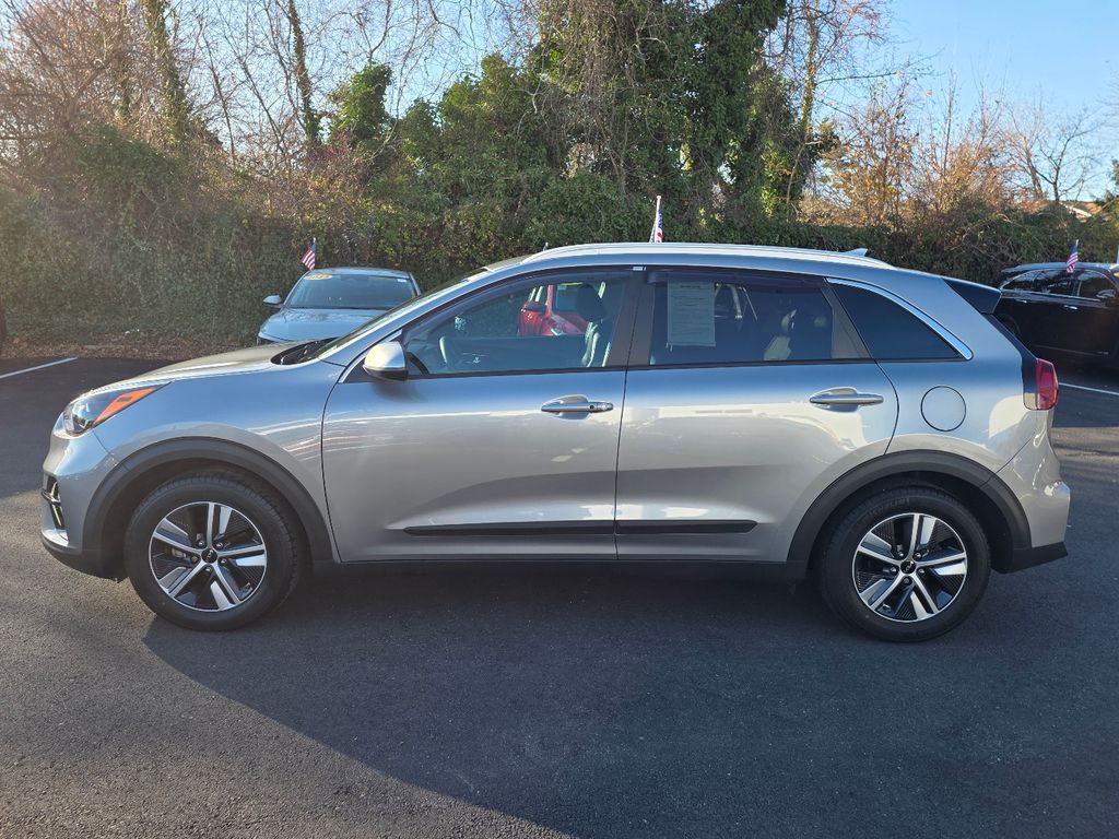 2022 Kia Niro LXS photo 4