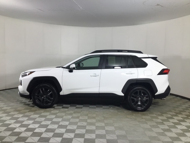 2024 Toyota RAV4 Adventure photo 4