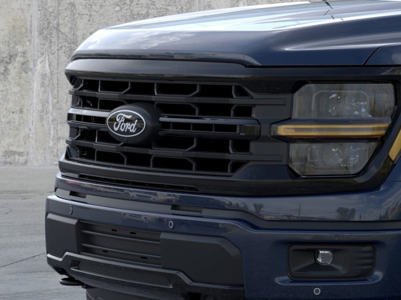 2025 Ford F-150 XLT photo 17