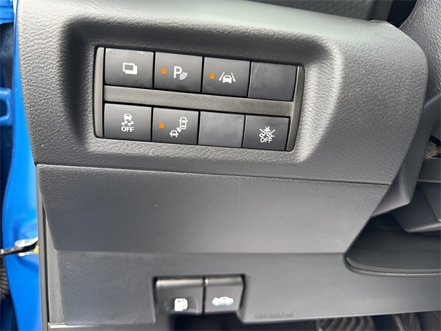 2021 Nissan Kicks S photo 21