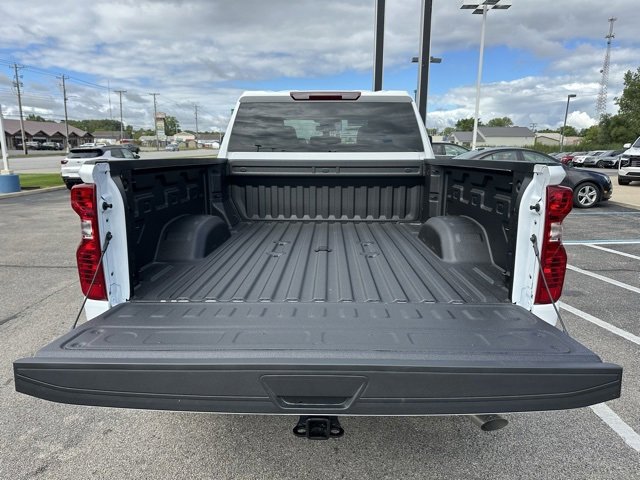 2026 Chevrolet Silverado 2500HD Custom photo 14