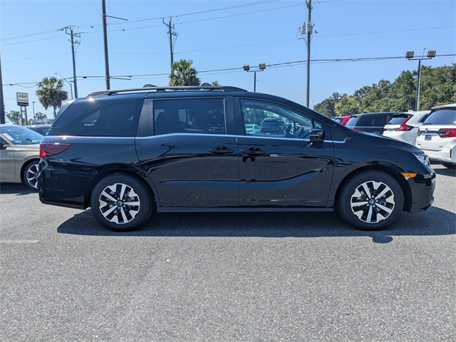 2026 Honda Odyssey EX-L photo 2