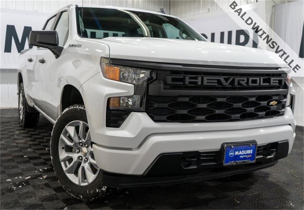 2023 Chevrolet Silverado 1500 Custom's photo