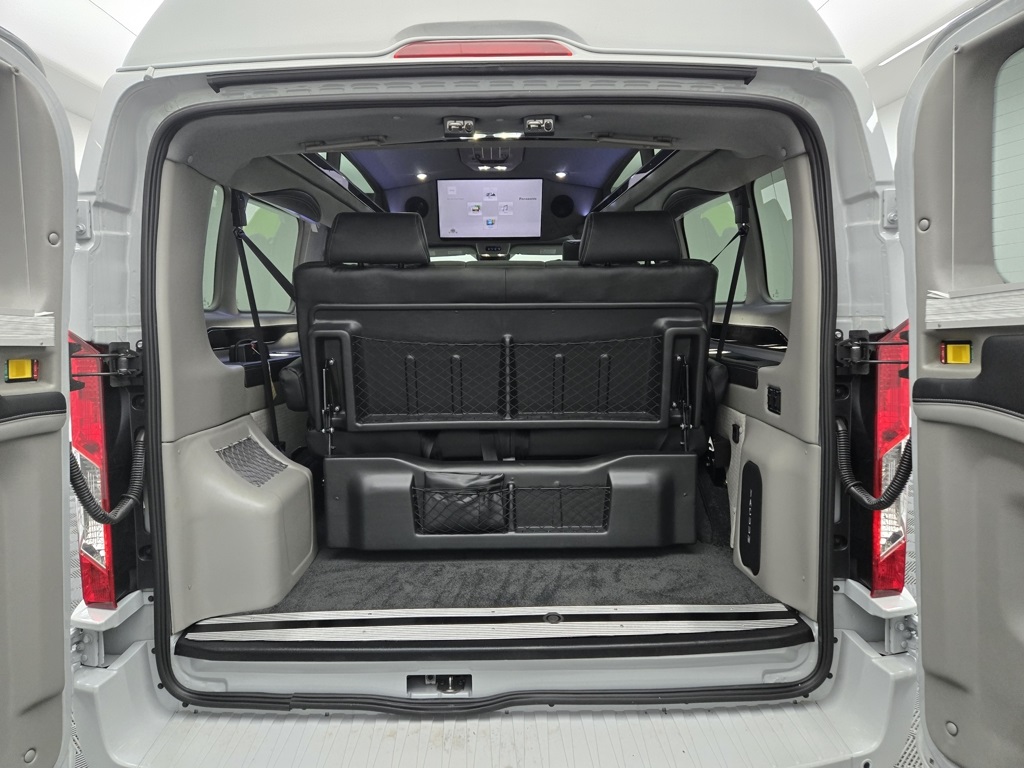 2024 Ford Transit Van photo 3