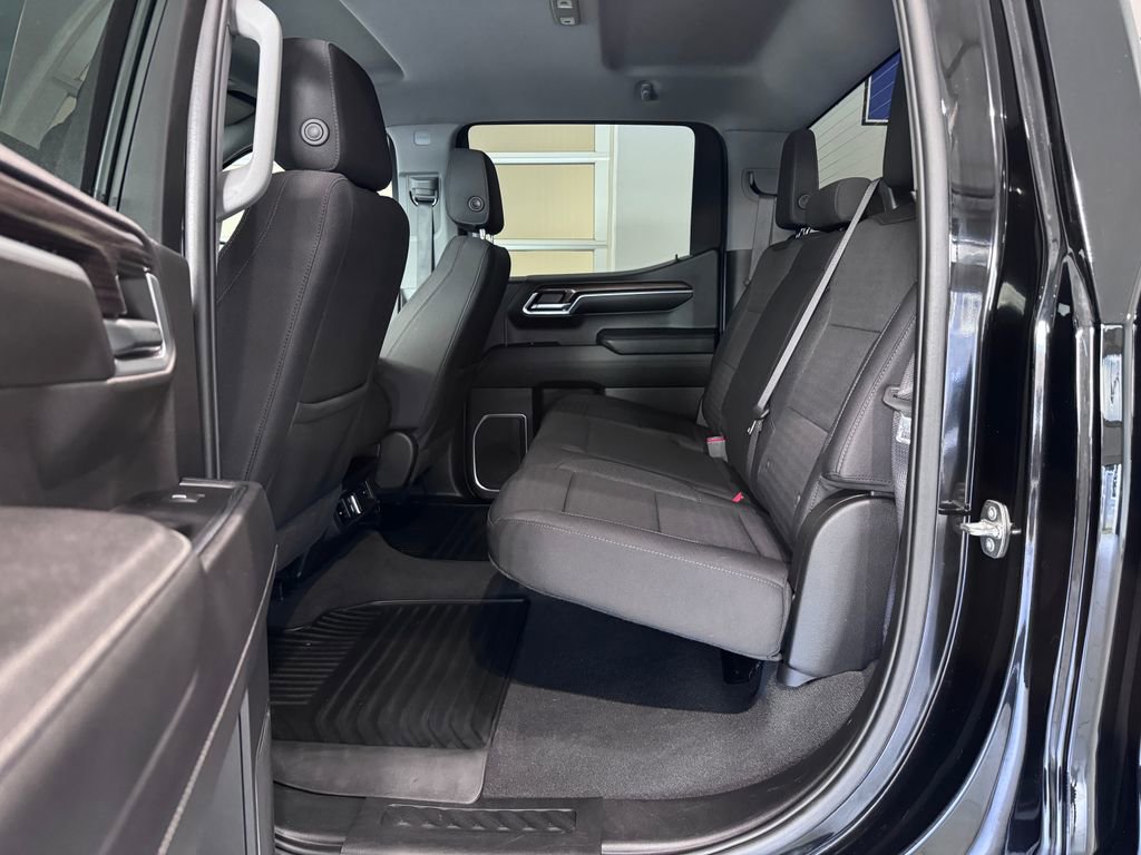 2022 Chevrolet Silverado 1500 RST photo 6