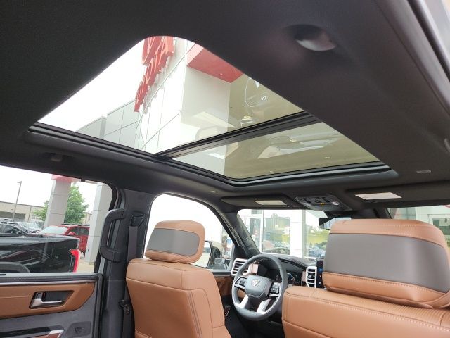 2025 Toyota Tundra 1794 Edition CrewMax photo 23