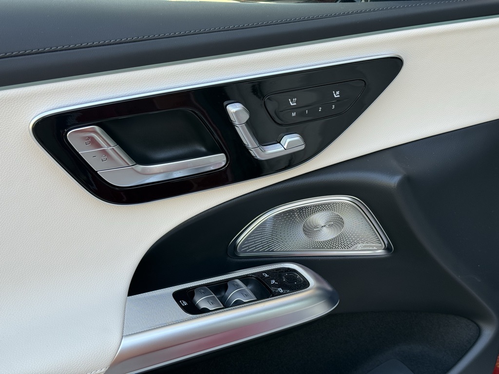 2026 Mercedes Benz E 350 photo 8