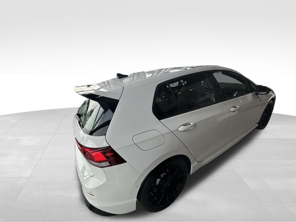 2025 Volkswagen Golf R photo 3