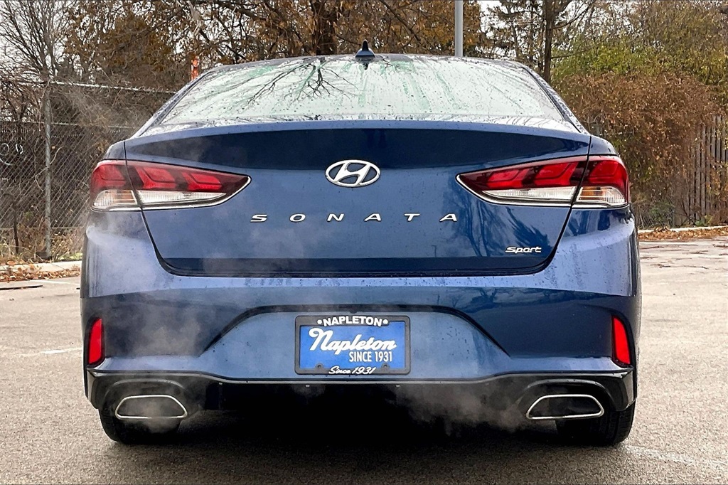 2018 Hyundai Sonata Sport photo 2