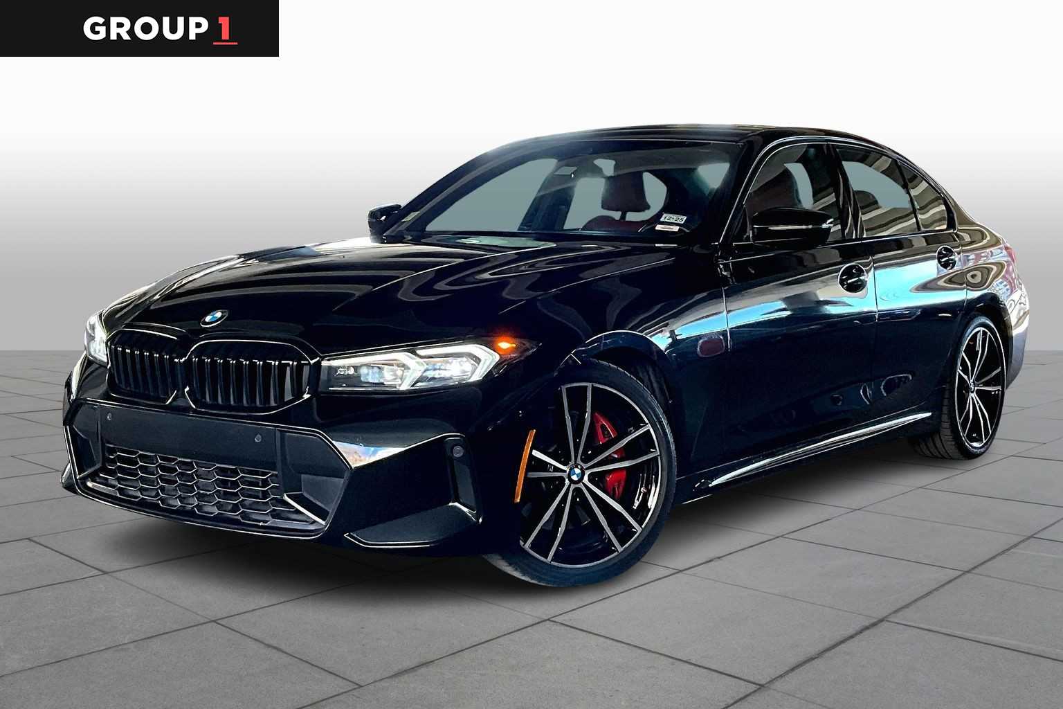 2023 BMW 3 Series 330i's photo