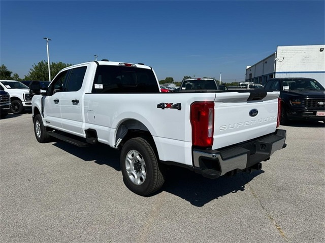 2026 Ford F-250 XLT photo 3