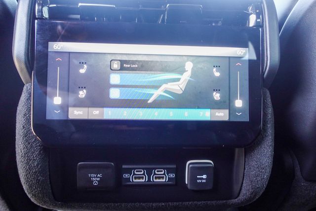 2024 Jeep Grand Wagoneer L II photo 26