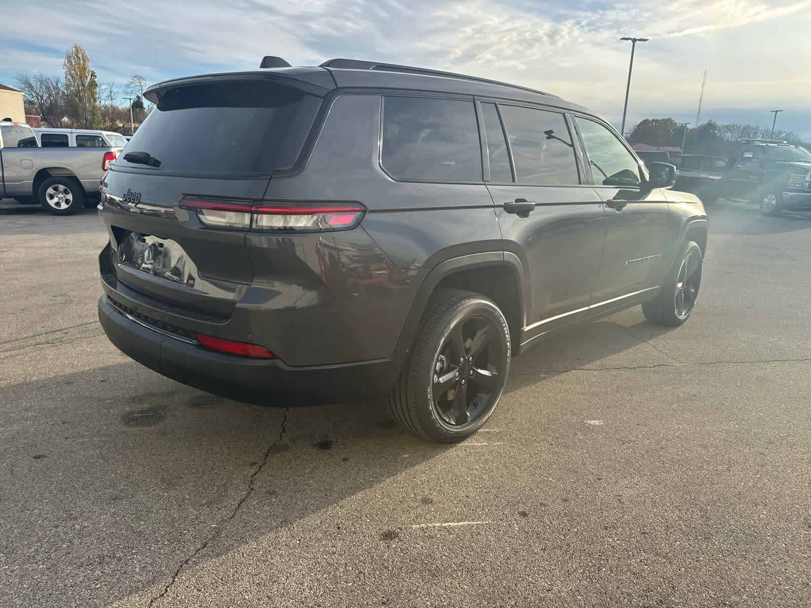 2025 Jeep Grand Cherokee Altitude X photo 3