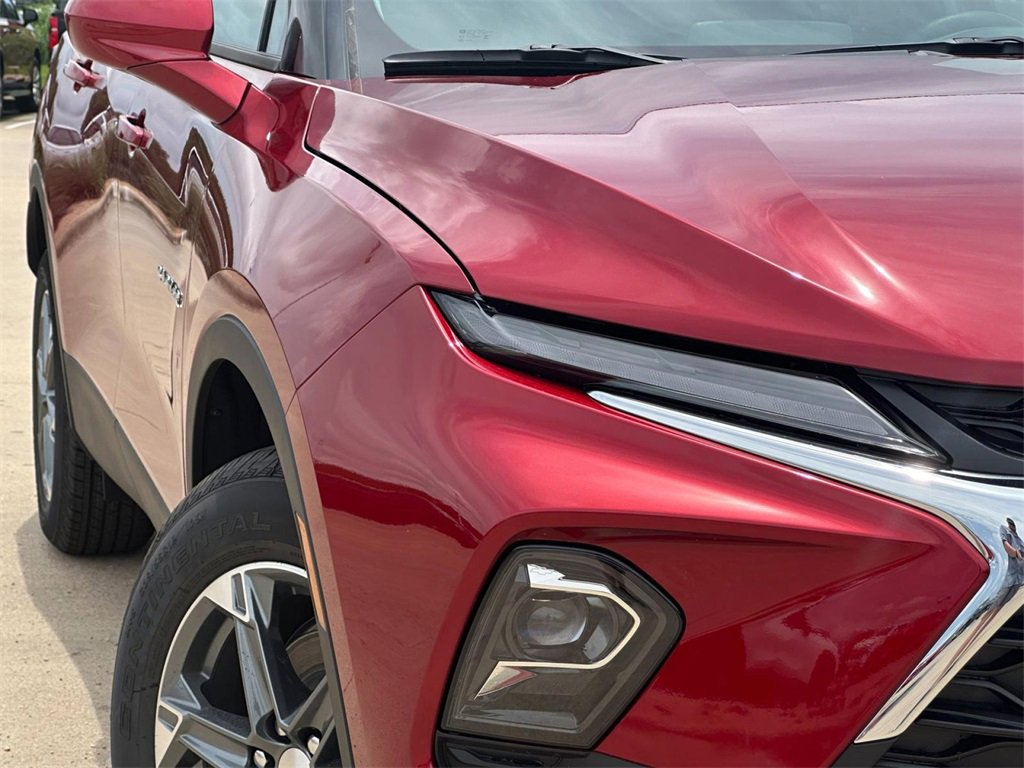 2025 Chevrolet Blazer 2LT photo 4