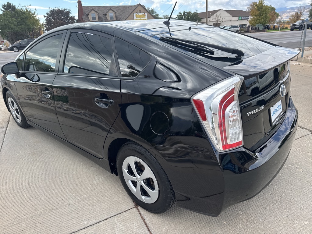 2015 Toyota Prius Four photo 5