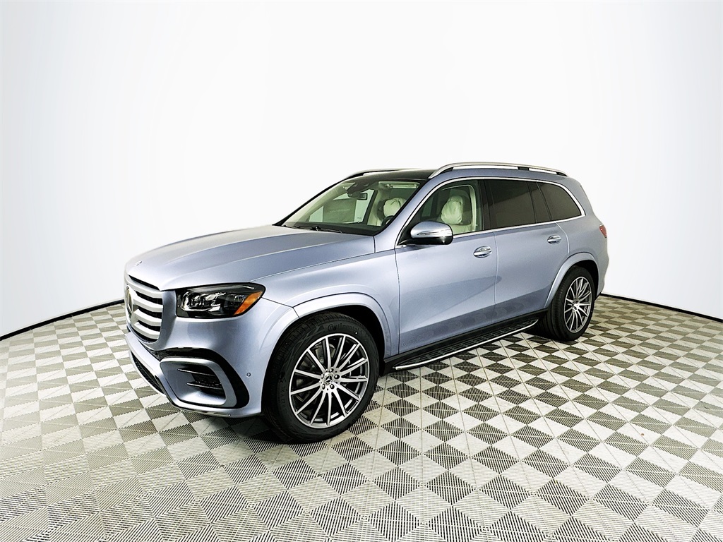 2026 Mercedes Benz GLA 580 4MATIC photo 3