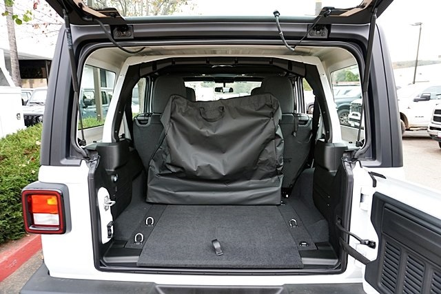 New 2026 Bright White Clear-Coat Exterior Paint Jeep Sport image 18