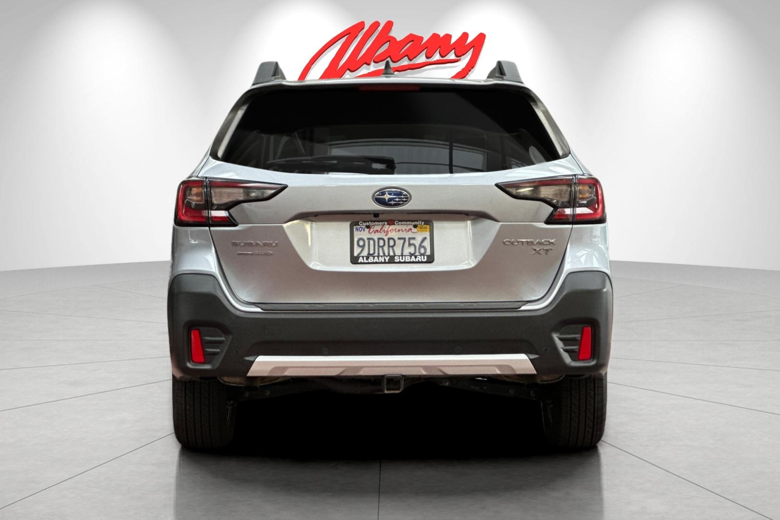 2022 Subaru Outback Limited XT photo 4