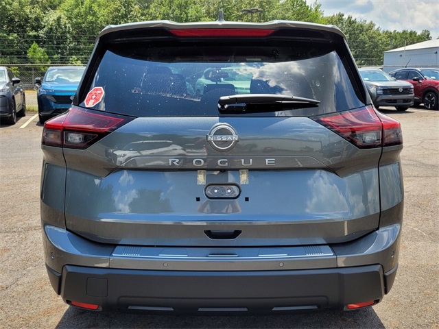 2025 Nissan Rogue SV photo 3