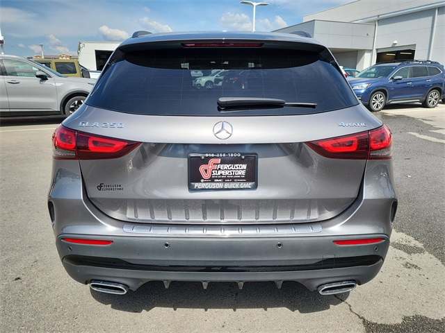 2022 Mercedes Benz GLA 250 4MATIC photo 4