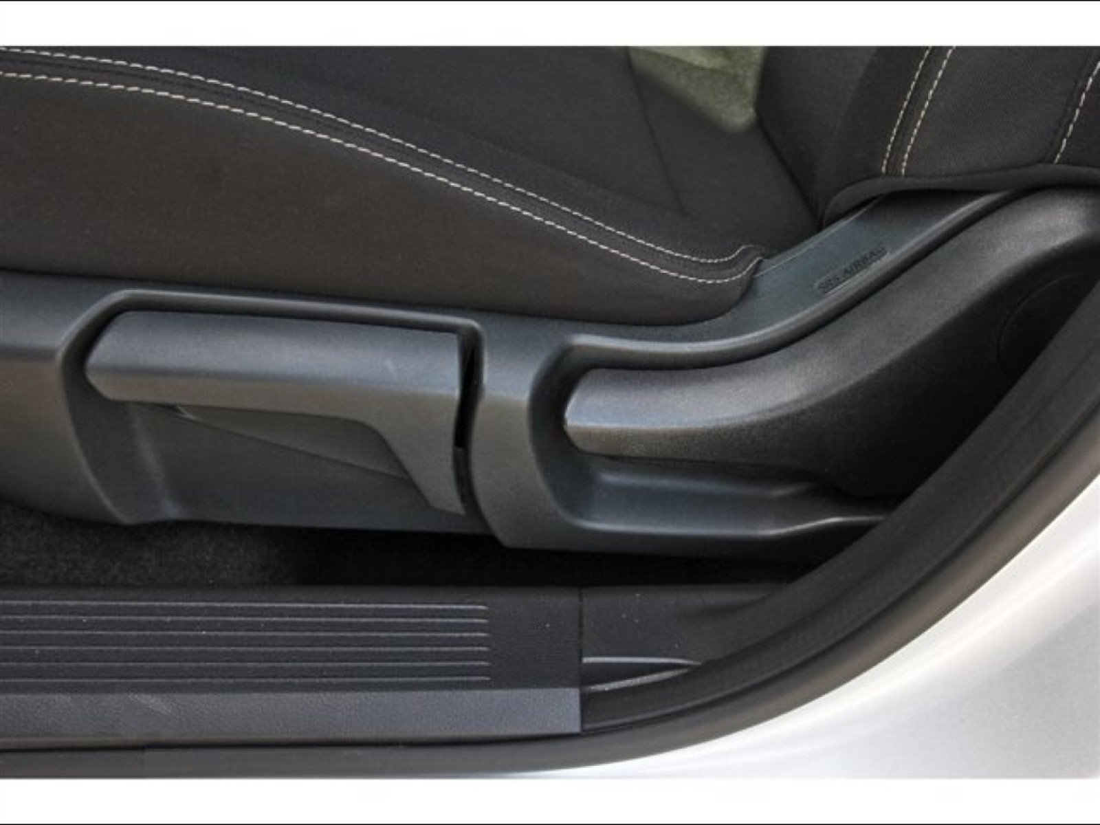 2025 Nissan Rogue S Silver at Robbins Nissan