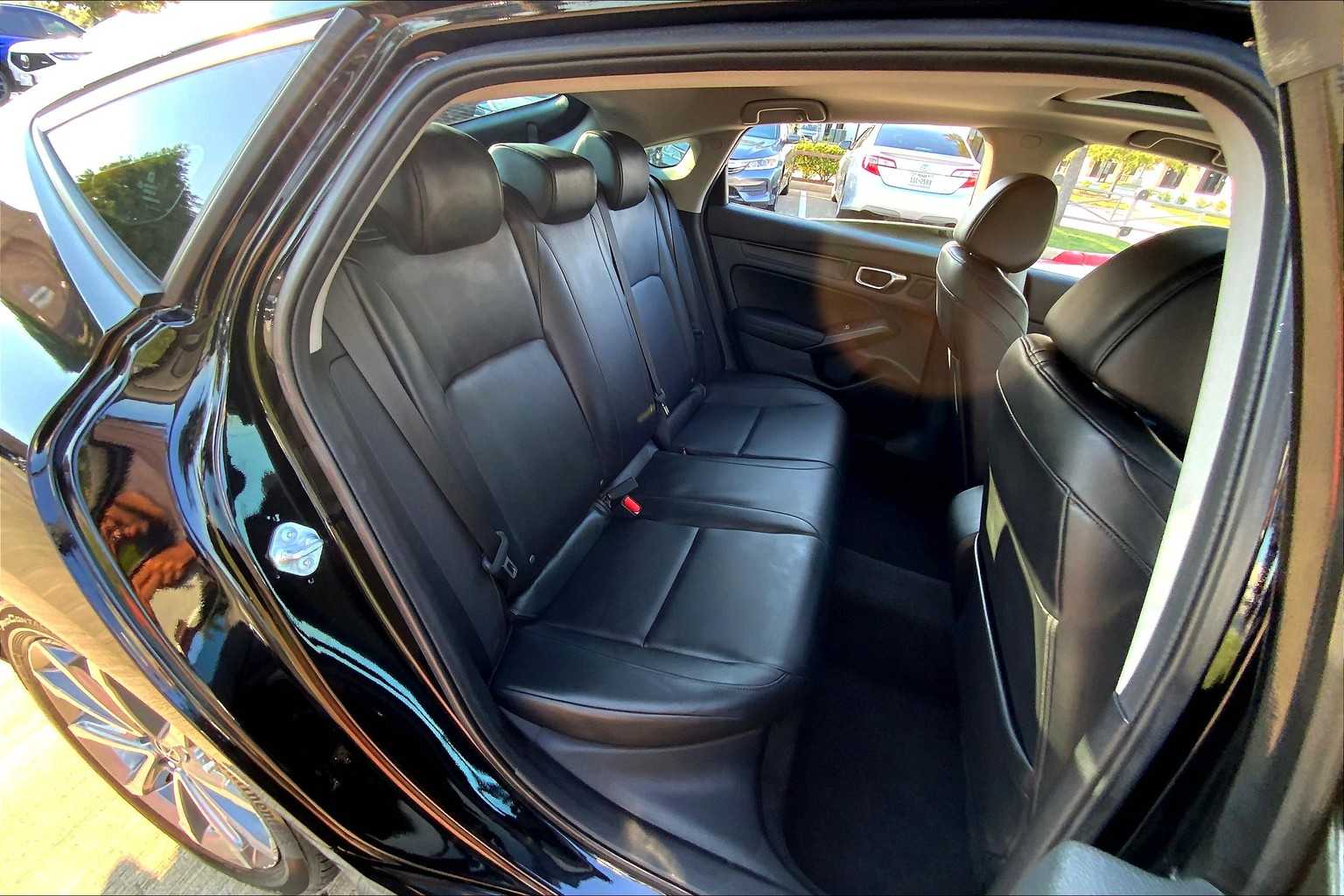 2023 Acura Integra Base photo 18