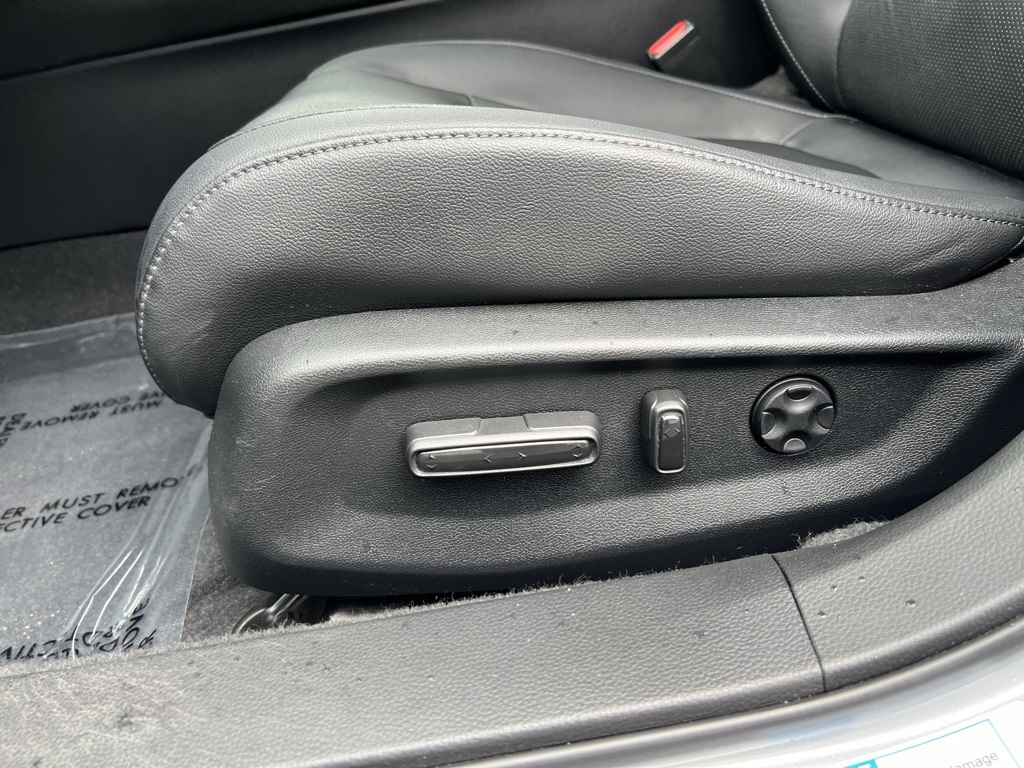 2019 Honda Accord Hybrid EX-L photo 10