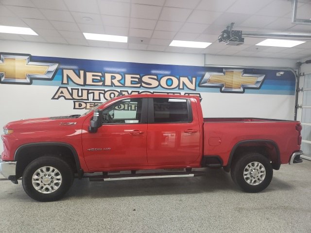Used 2024 Chevrolet Silverado 3500HD LT with VIN 2GC4YTE73R1104579 for sale in Detroit Lakes, Minnesota