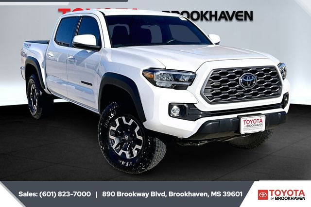 2022 Toyota Tacoma TRD Off Road's photo
