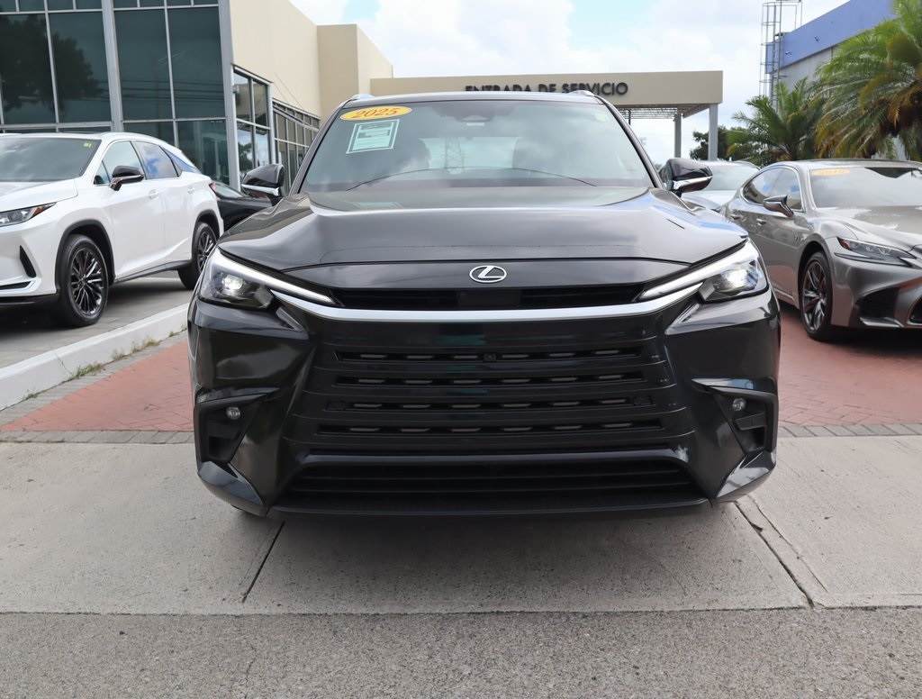 2025 Lexus TX 550h+ Luxury photo 2