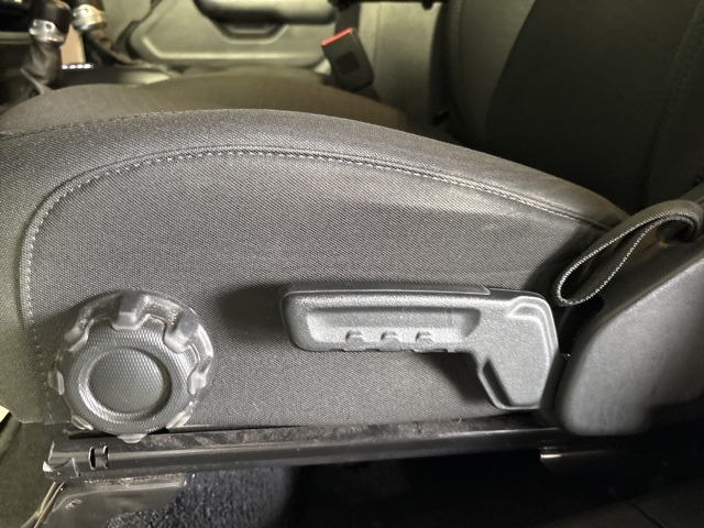 2020 Jeep Gladiator Sport S photo 11