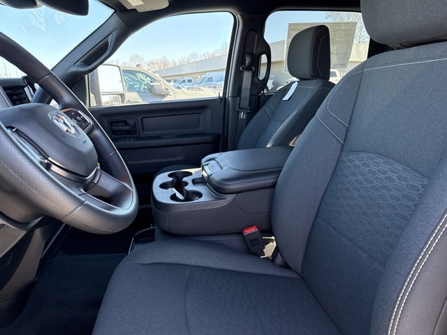 2026 Ram 2500 Tradesman photo 4