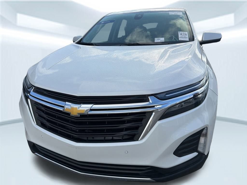 2022 Chevrolet Equinox LT photo 3
