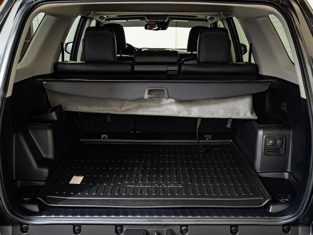 2022 Toyota 4Runner Limited photo 17