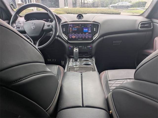 2022 Maserati Ghibli Modena Q4 photo 23