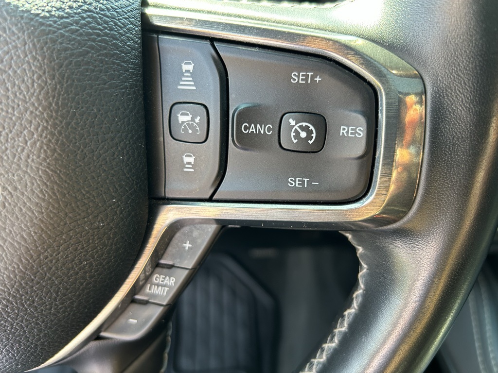 2021 Ram 1500 Limited photo 16